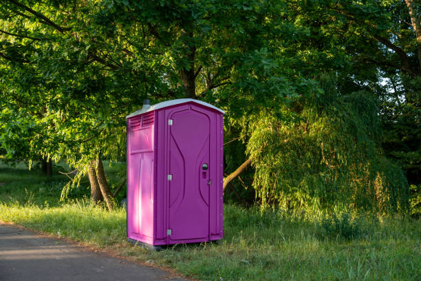 Best High-end porta potty rental  in Newton, MS
